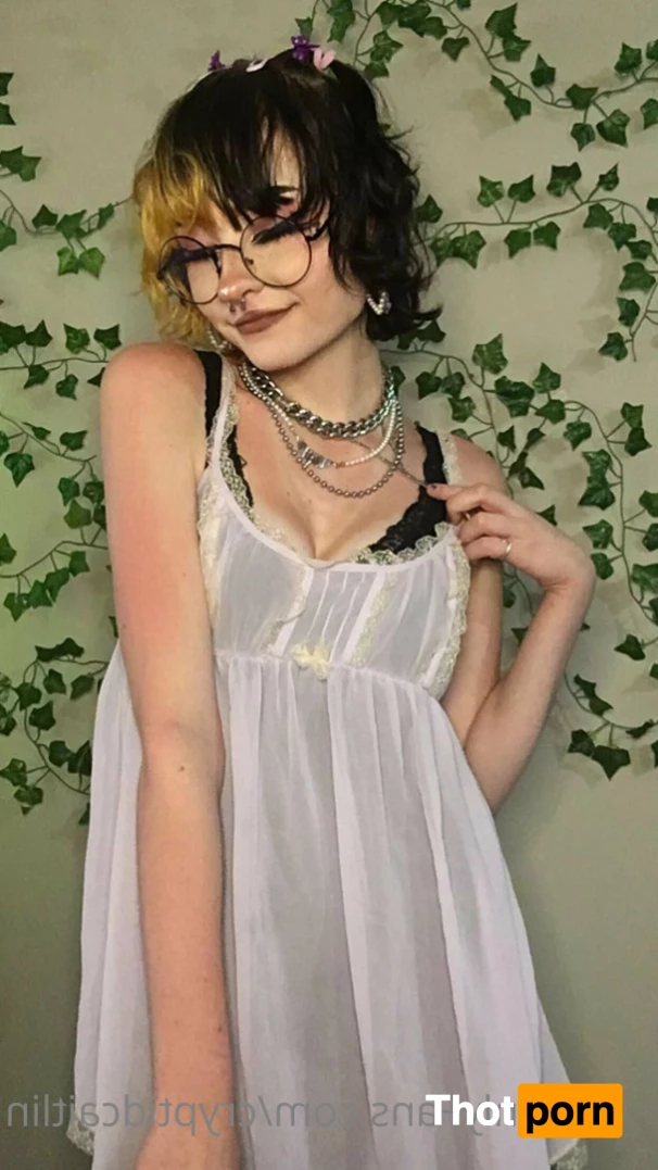 c a i t l i n 7194704