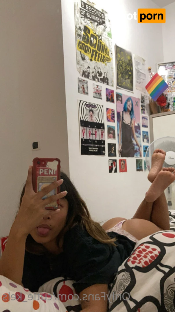 Cutie_Kels420 7389906