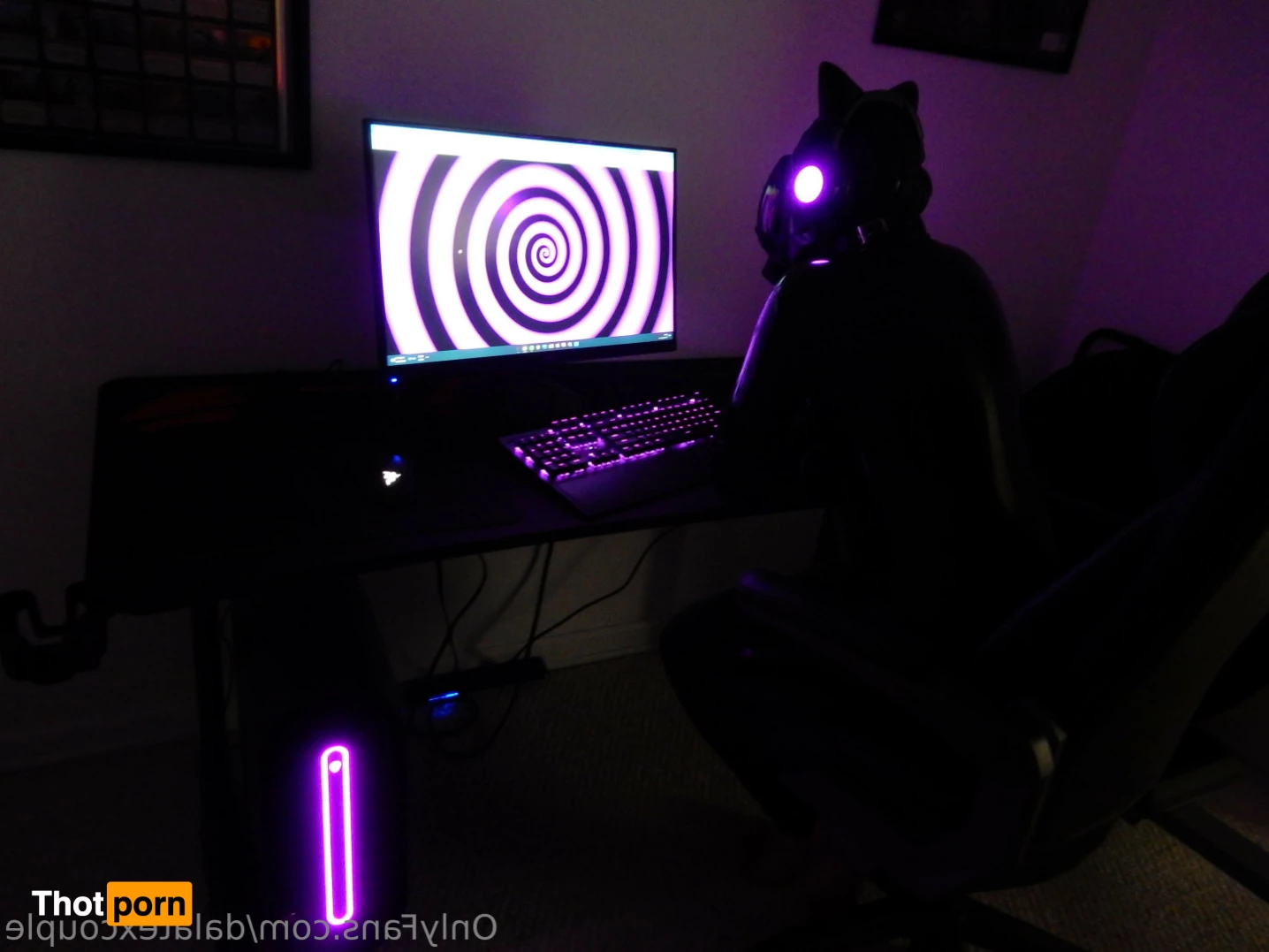 DaLatexCouple 6422332