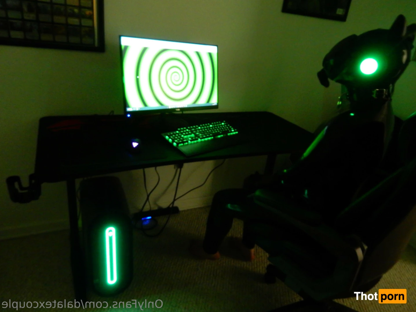 DaLatexCouple 6422341