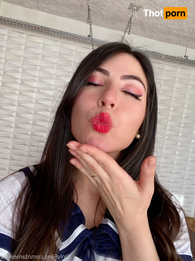 Danielle Vedovelli 🌸 7544400