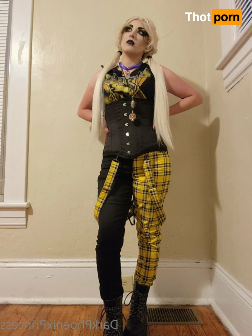 DarkPhoenixPrincess 7193718