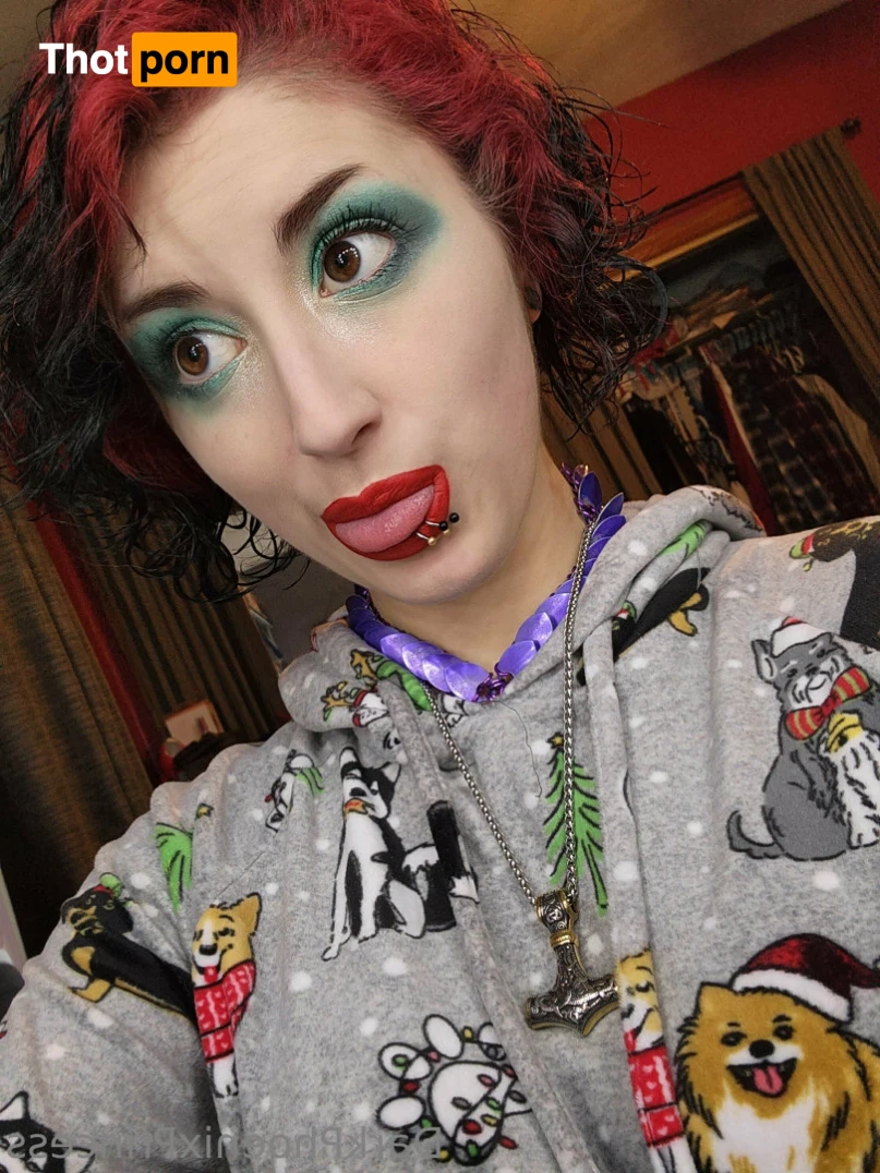 DarkPhoenixPrincess 14763434