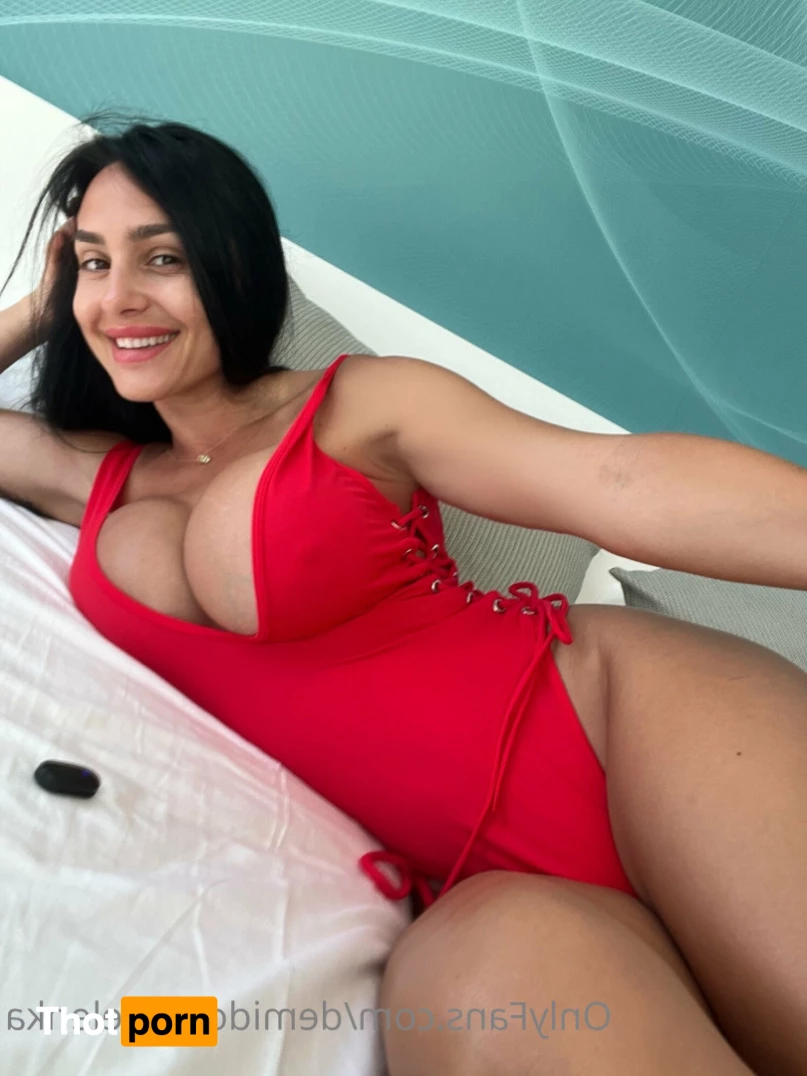 Demidova Helenka 7366766