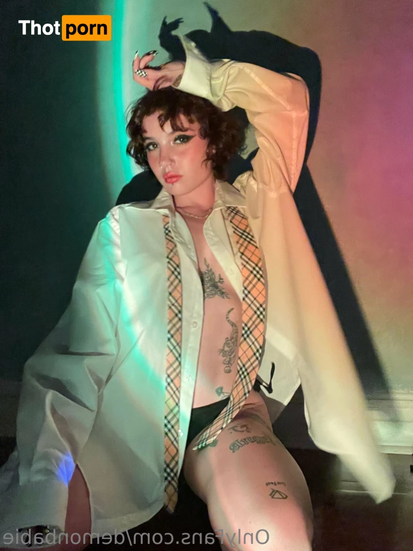 elli 🪸🪐🌱 7561351