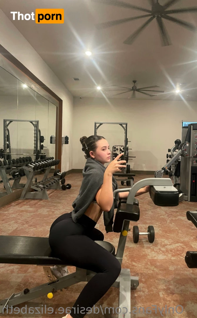 Desirae Elizabeth ☼ 9212731