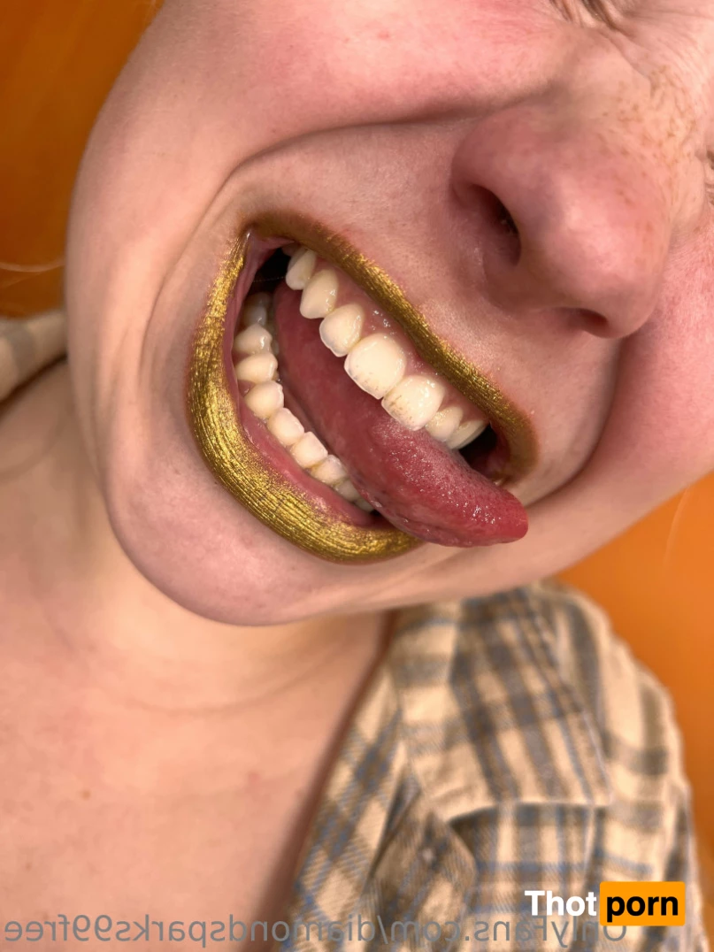 TonguequeenDeeFree 7516037