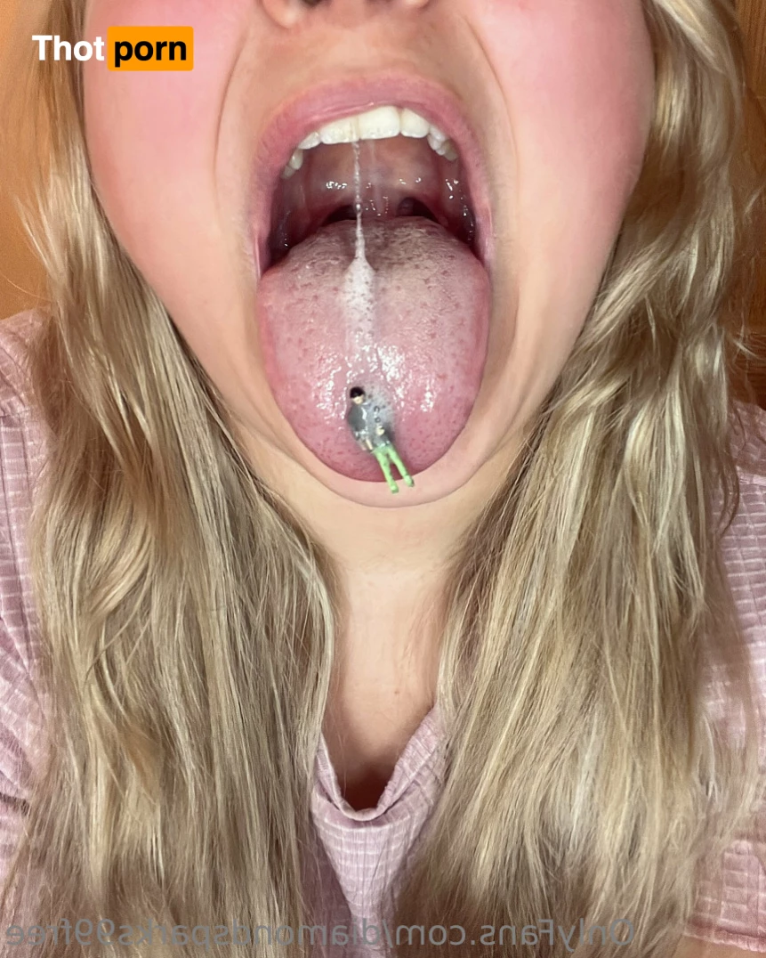 TonguequeenDeeFree 7516126