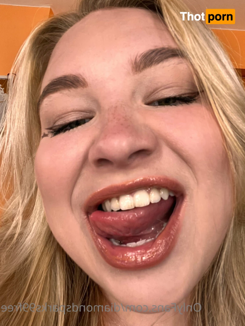 TonguequeenDeeFree 7516225