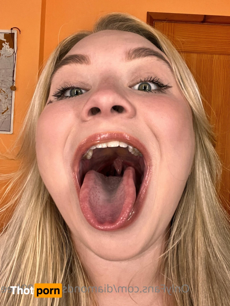 TonguequeenDeeFree 7516239