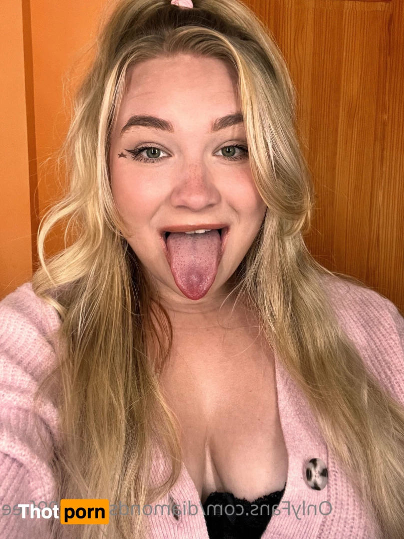 TonguequeenDeeFree 7516289