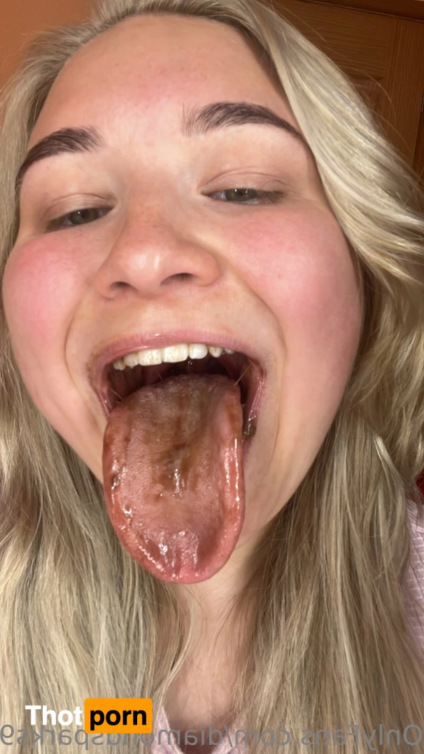 TonguequeenDeeFree 7516341