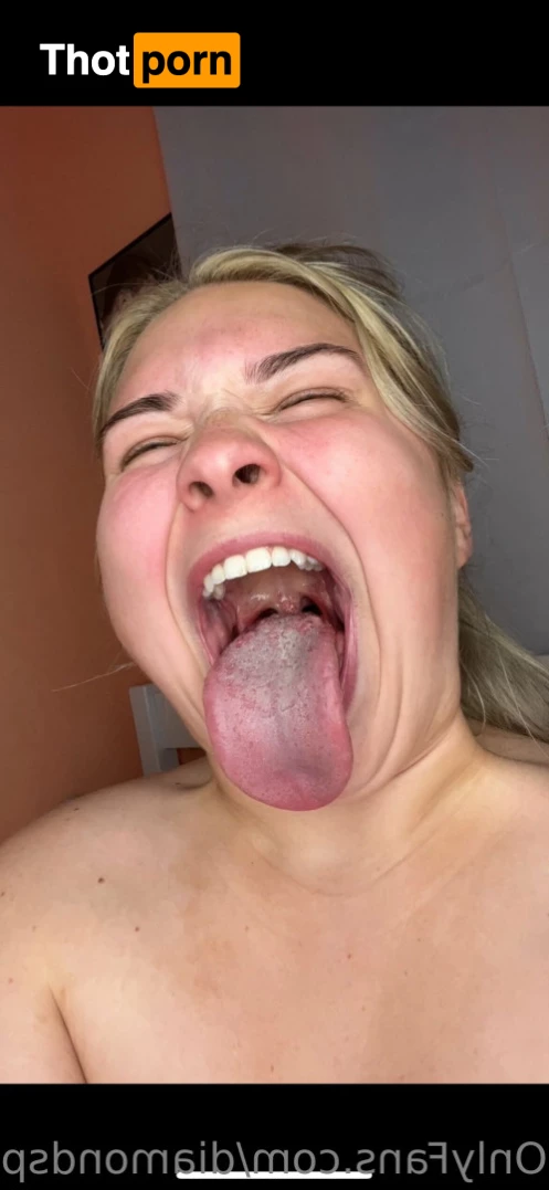 TonguequeenDeeFree 7516396