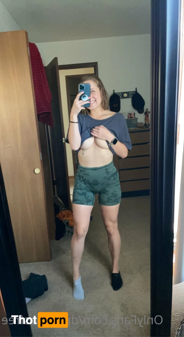 Peaches (FREE) 7559138