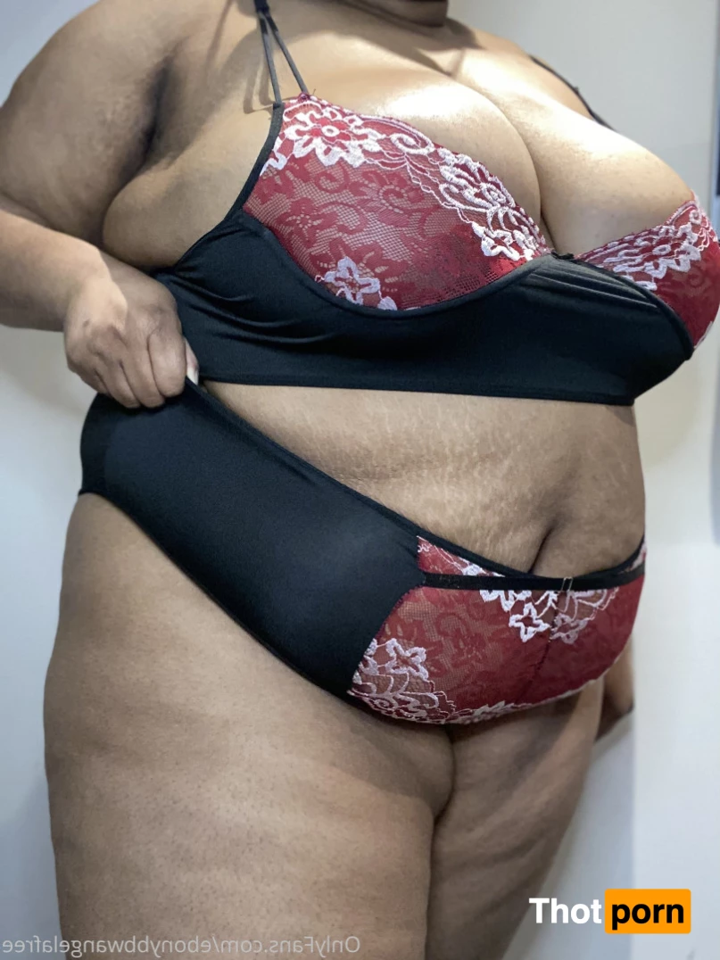 Angela Brigs 7526996