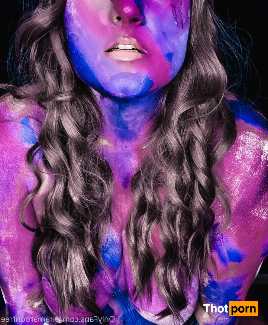 Eira Maroon 13753629