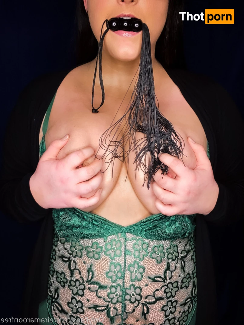 Eira Maroon 13753643