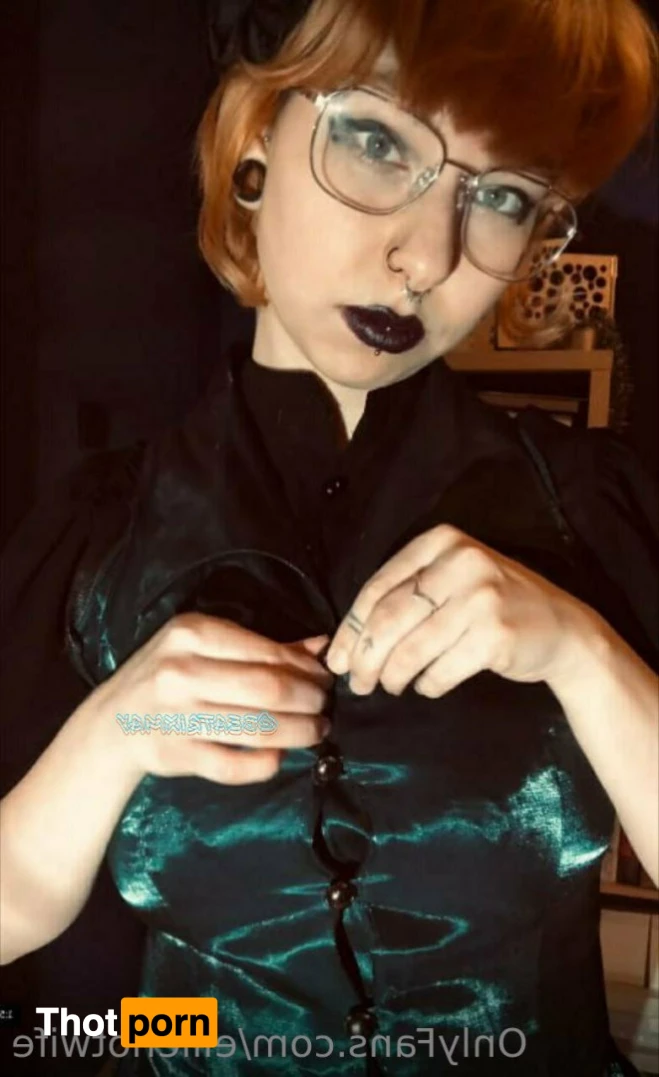 HotWife Ellie 10509841