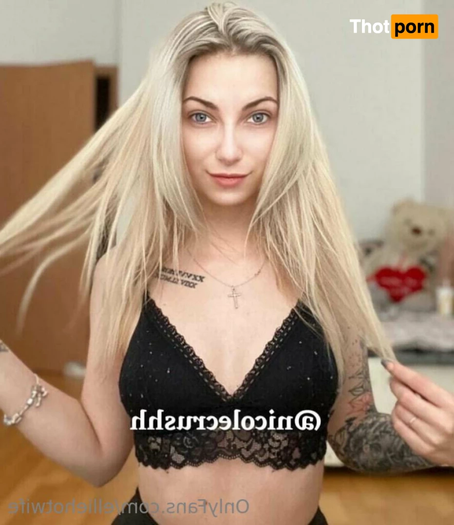 HotWife Ellie 10509865