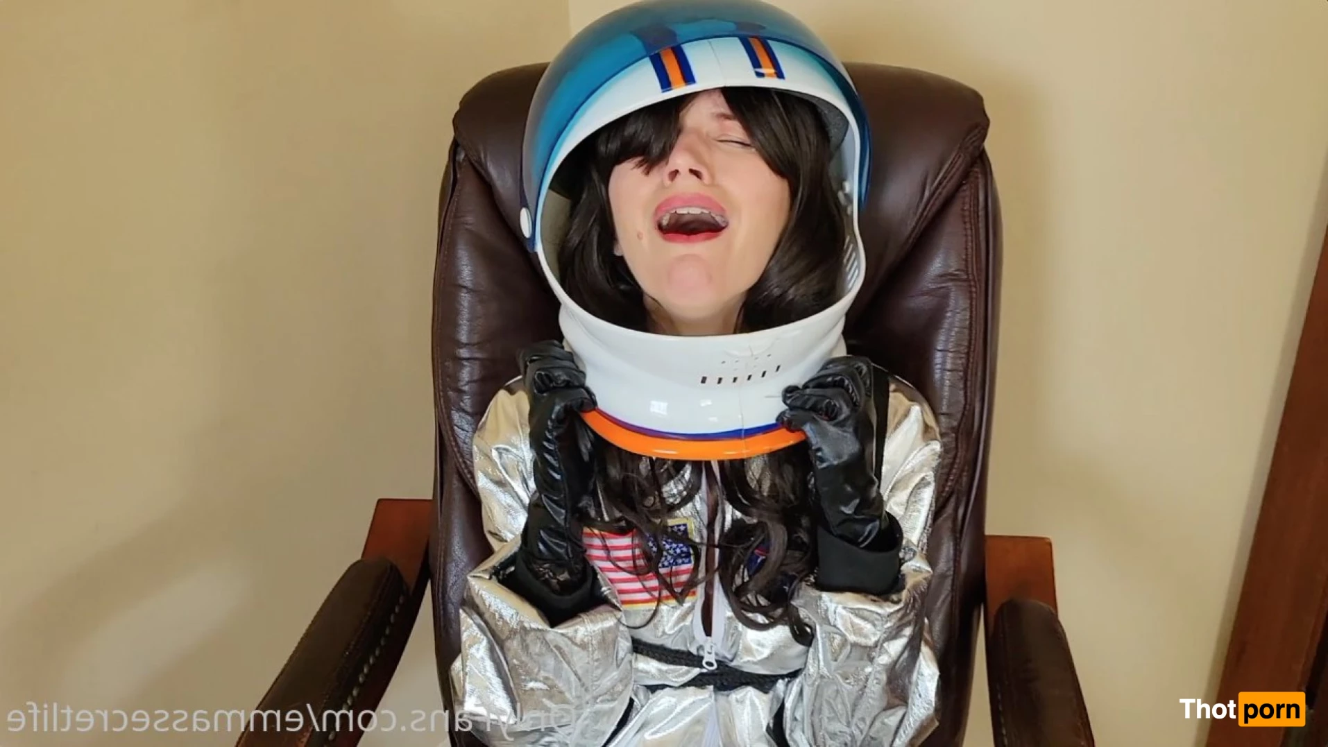 Emmas Secret Life 7495567