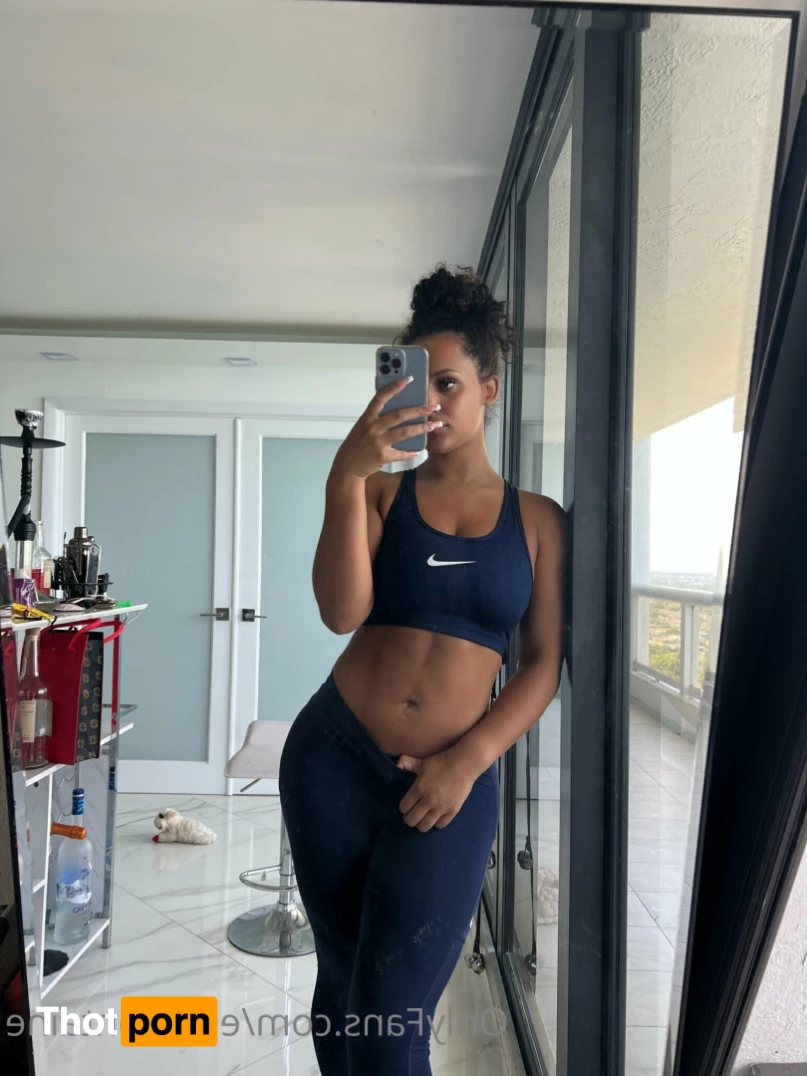 Erica Fontaine 10616057