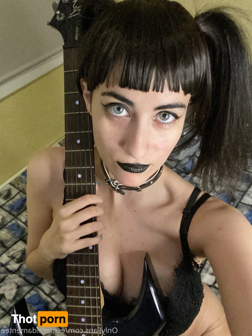 Esmeraldamente 10506787