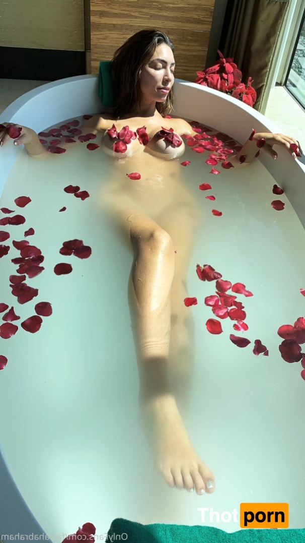 FARRAH ABRAHAM 9061681