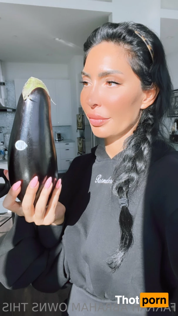 FARRAH ABRAHAM 10586678