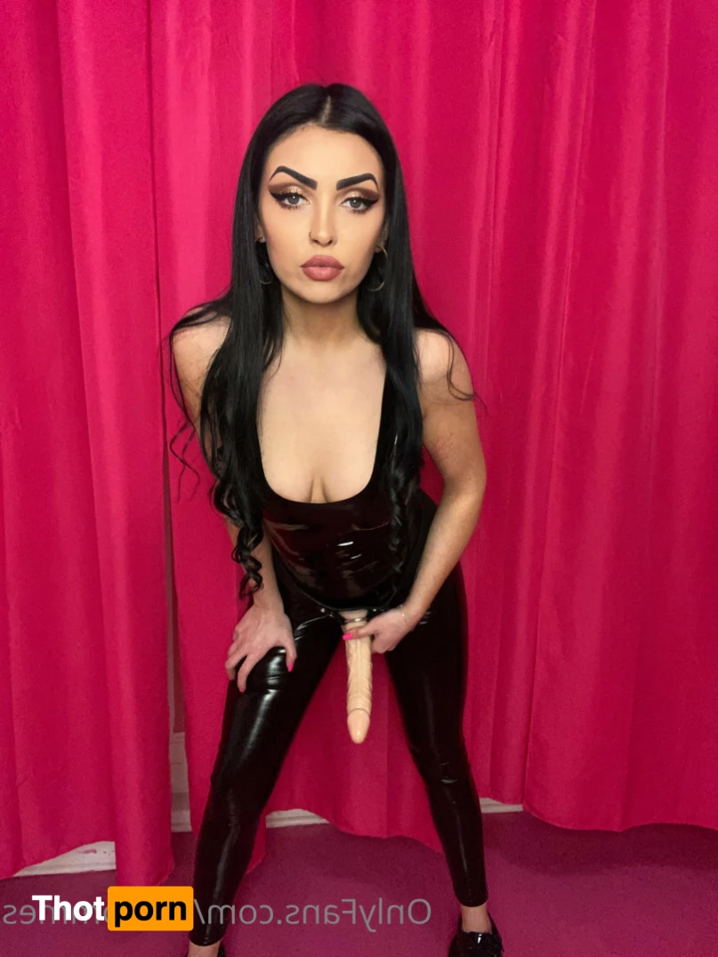 Fetish Chateau Dommes 7581946