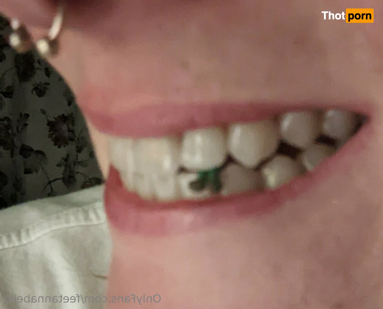 Anna feet crush vore love 😘 7101803