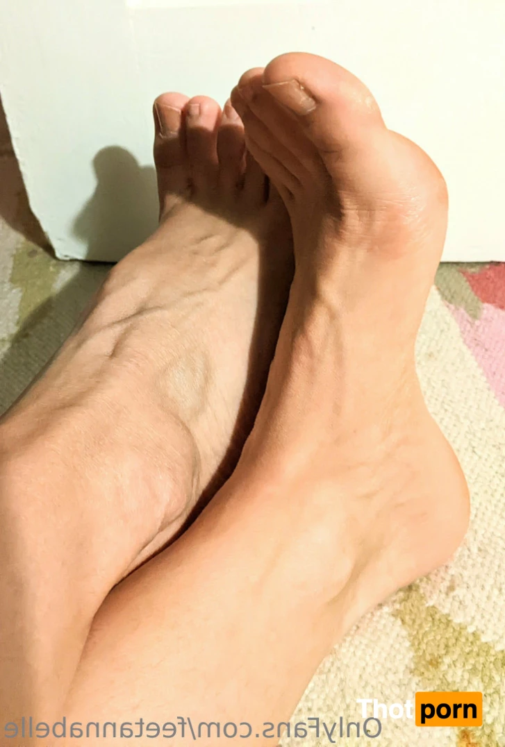 Anna feet crush vore love 😘 7101849