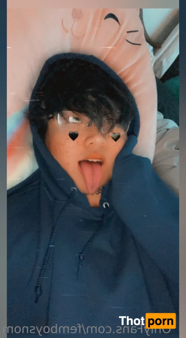 Femboy Snom 10492520