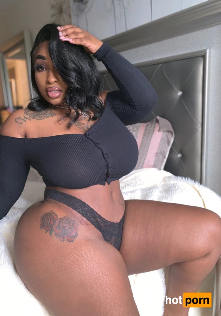 LITTLE MISS GOOD COOCHIE  🧚🏽‍♀️⚠️💦 7470261