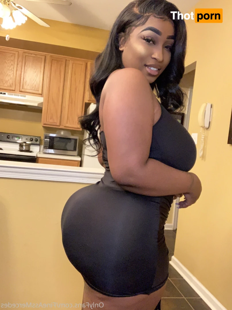 LITTLE MISS GOOD COOCHIE  🧚🏽‍♀️⚠️💦 7470732