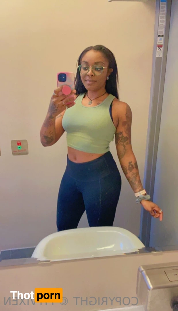 FitVixen 7307845