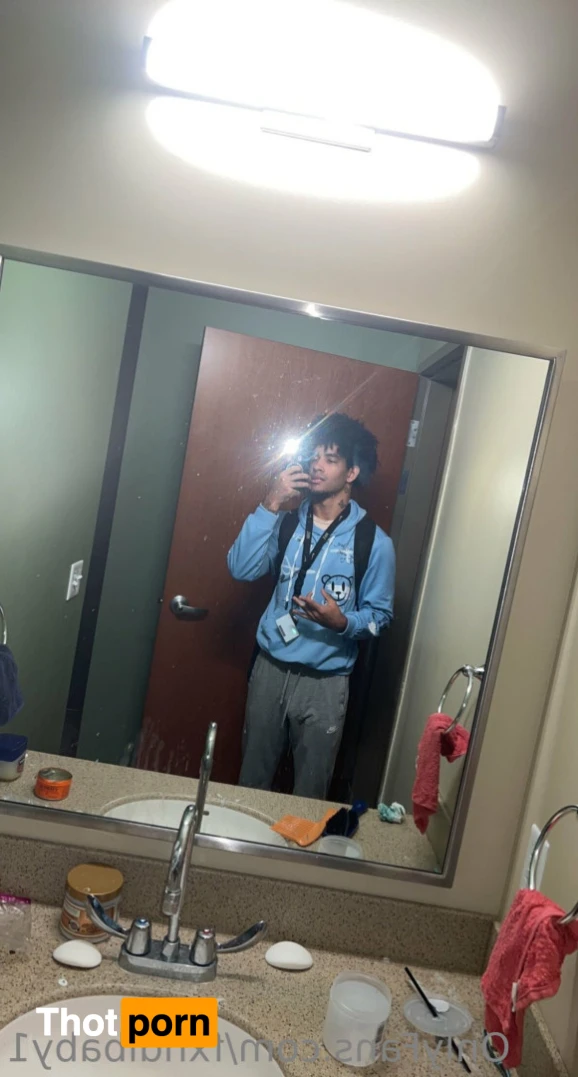 Masked Free 13690359