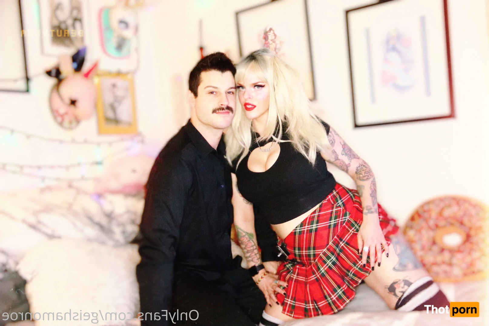 Geisha Monroe 7499257