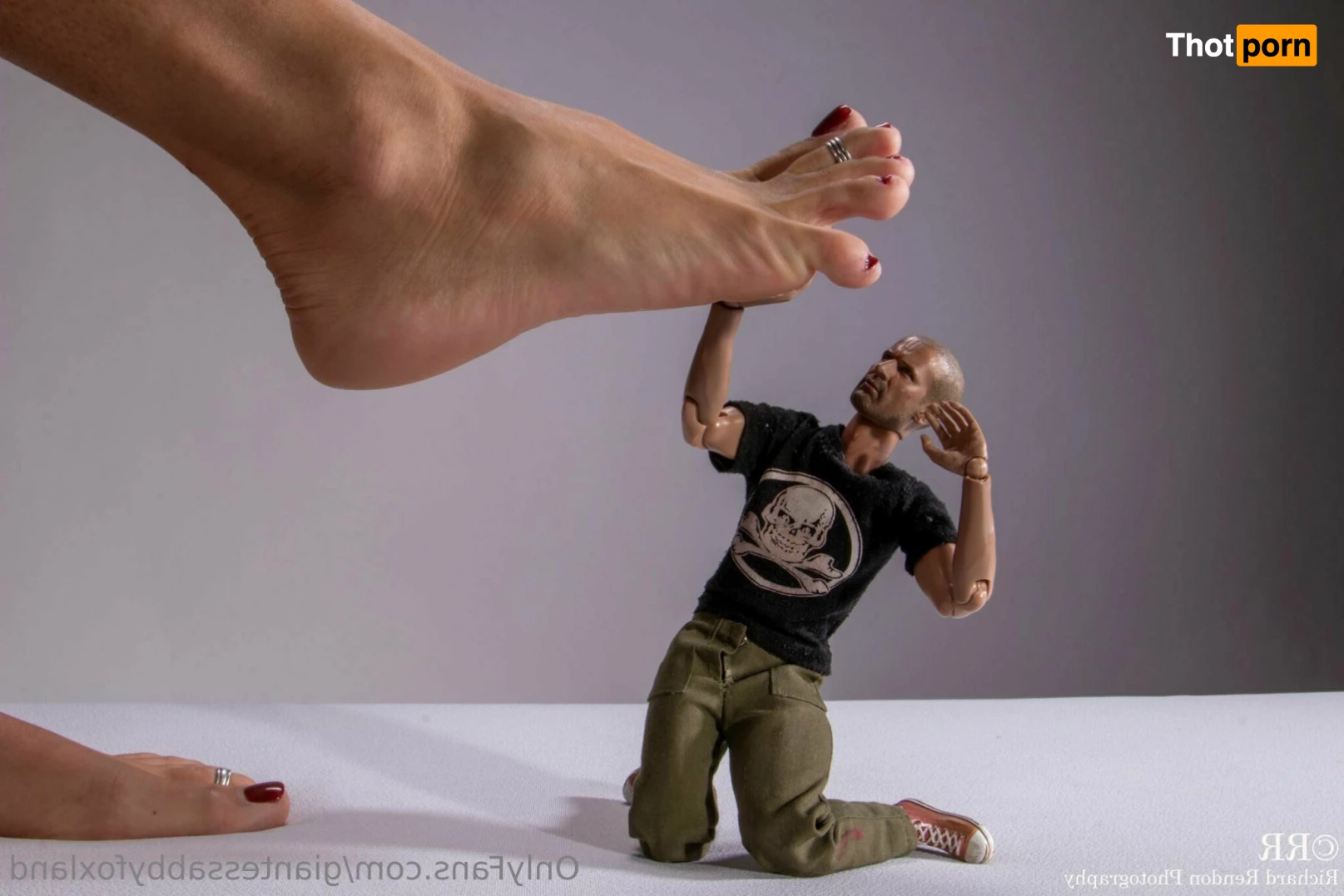 Giantess Abby 😈 7062346