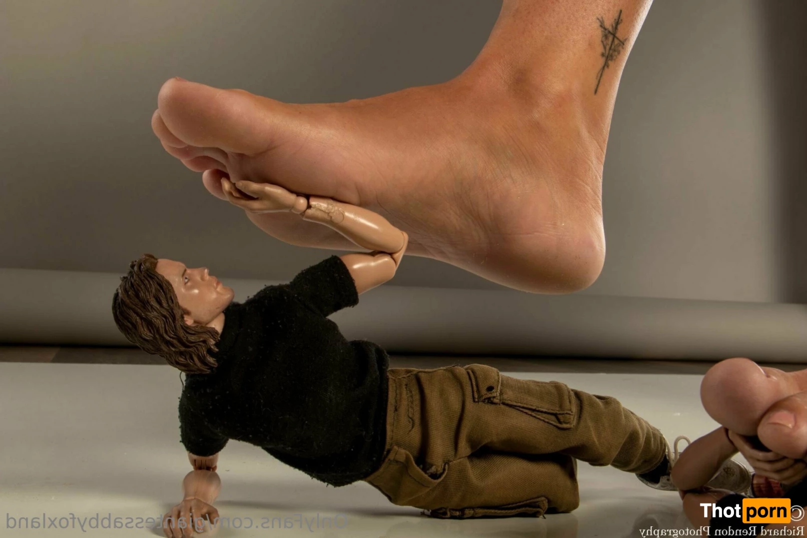 Giantess Abby 😈 7062424