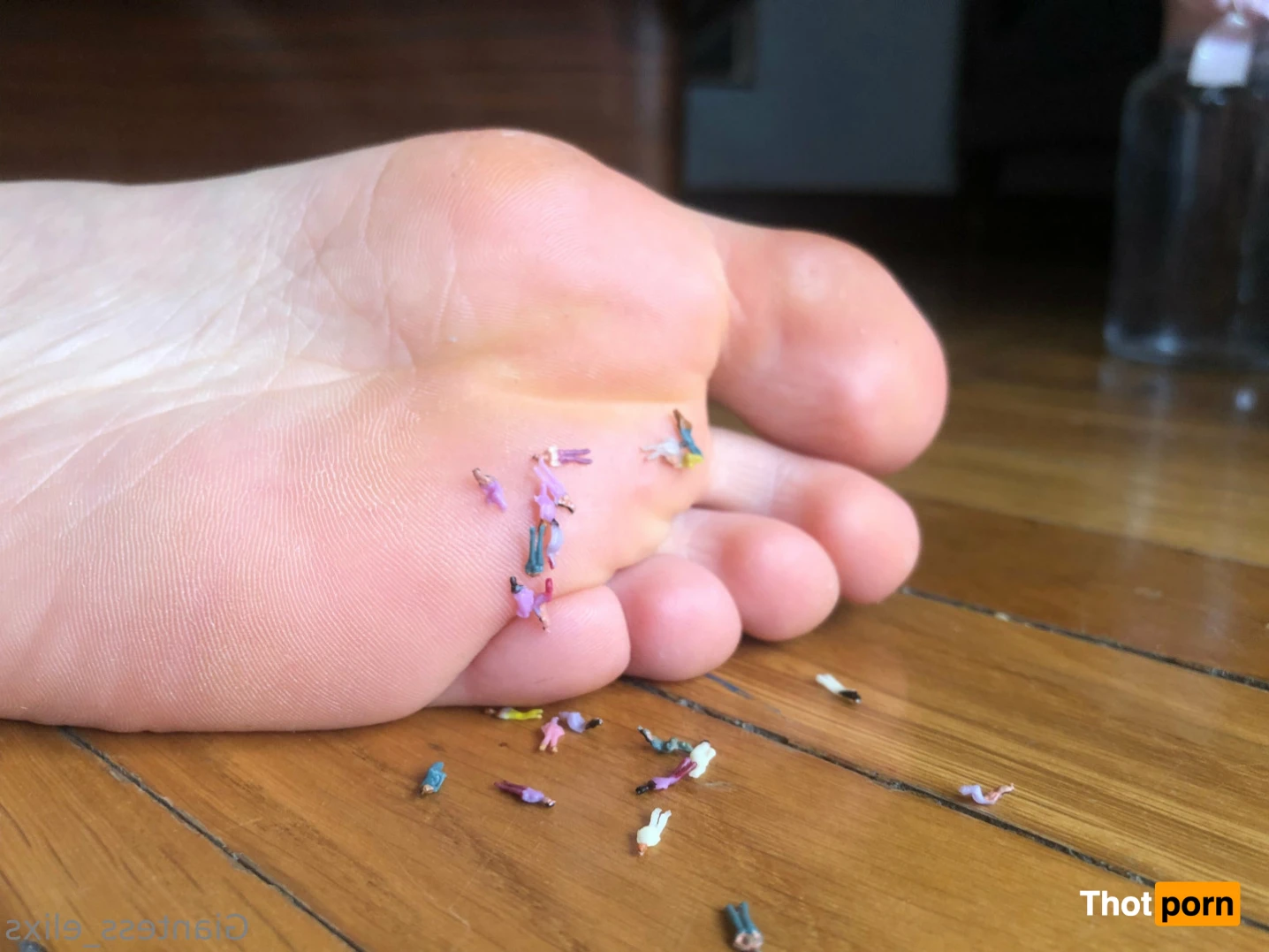 Giantess Elixs 13669782