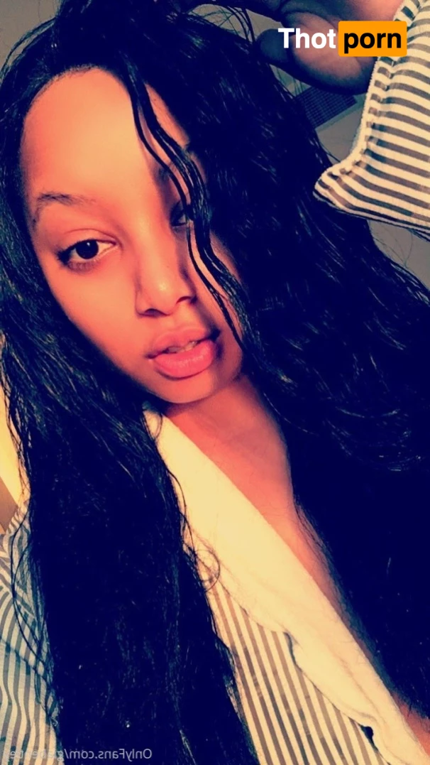 Club Gia B 🦋 7409736