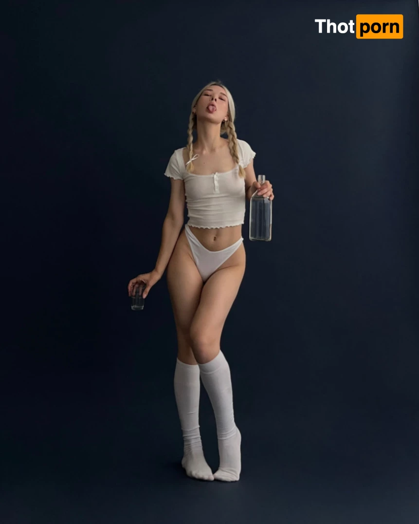 Gingery shoot 10477655