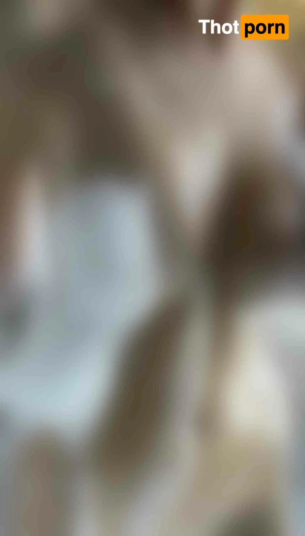 Gingery shoot 10477826