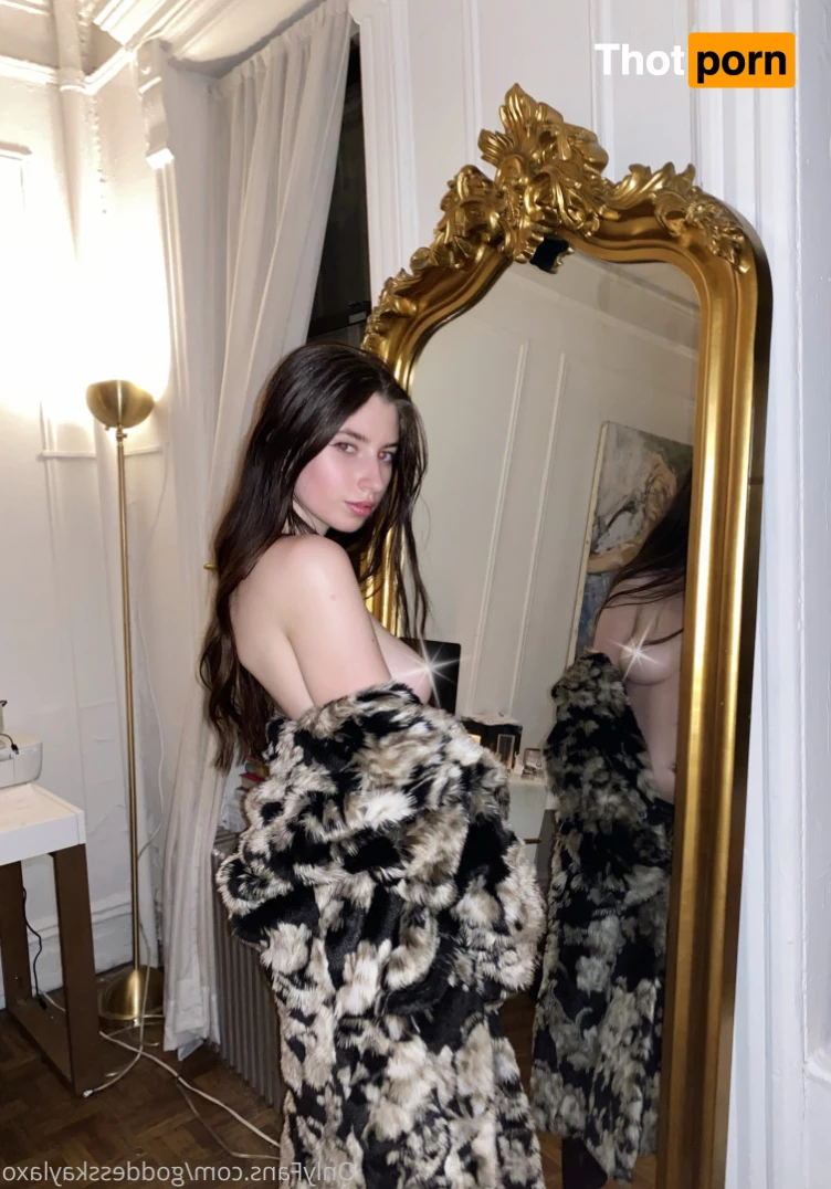 Goddess Kayla 7042971