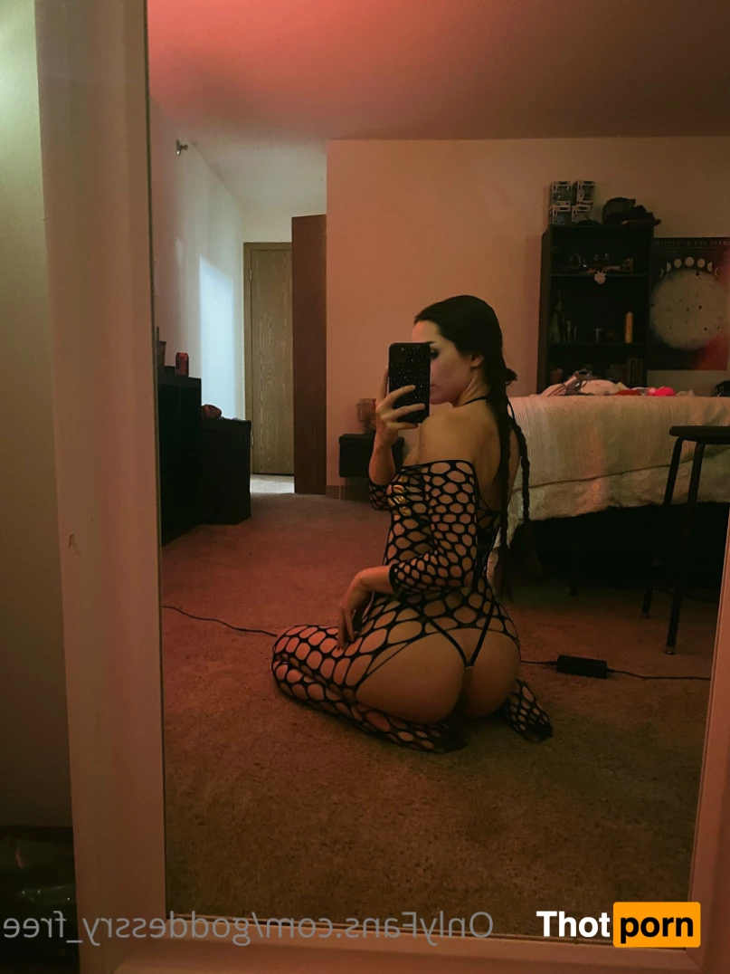 🤍Waifu Ry🤍 7667571