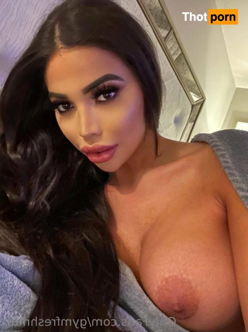 Katie Carlyle ♥️ 6996143