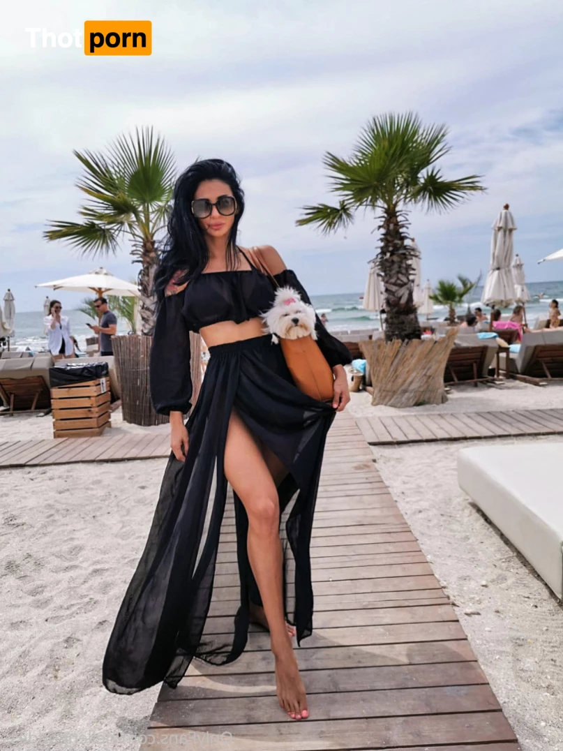 Hellen Goddess 7651612