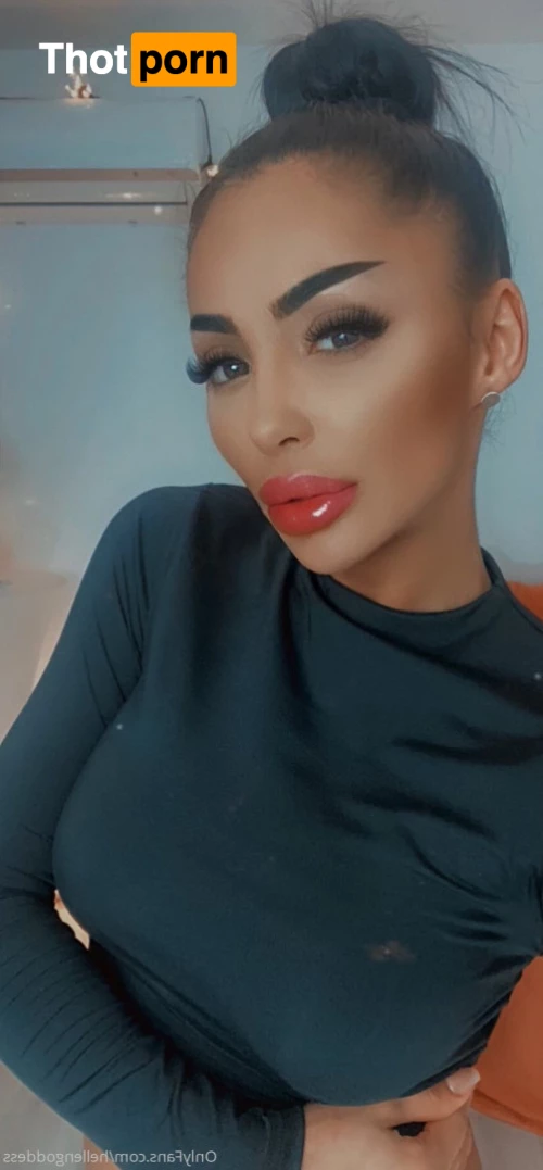 Hellen Goddess 7651794