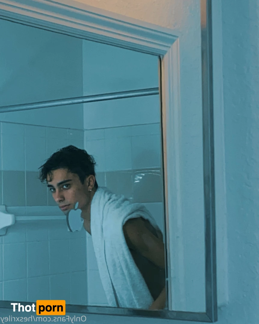 Riley's Free Page ⚡️ 6973117