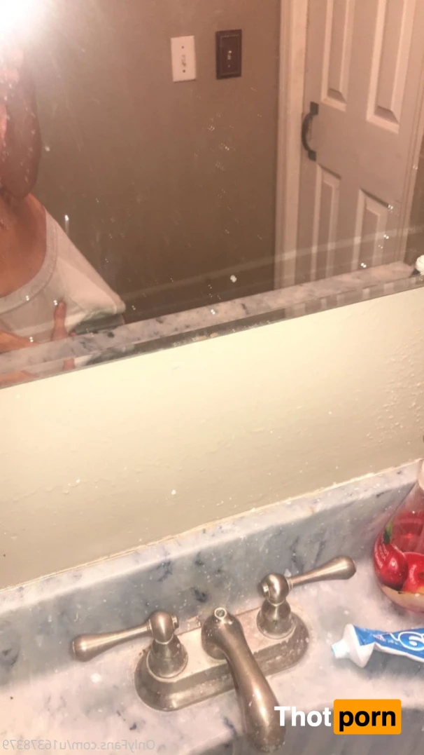 Riley's Free Page ⚡️ 6973136